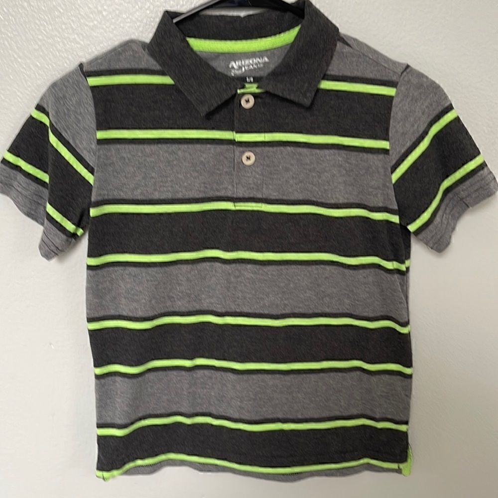 Arizona Jean Co. polo shirt. Boys size 8.